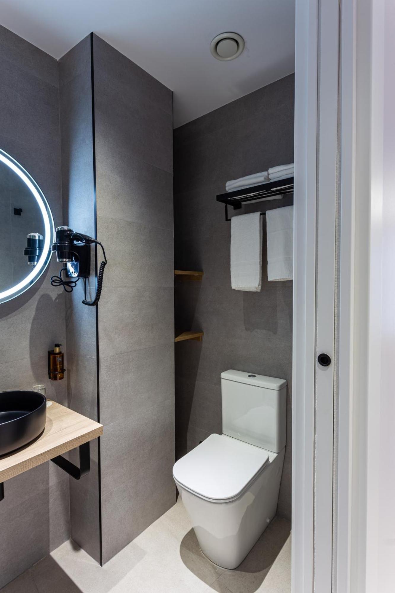 Casual Fuentes Hotel Bilbao Exterior photo